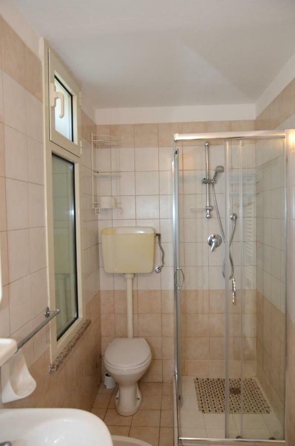 Residence Edera Ріміні Екстер'єр фото