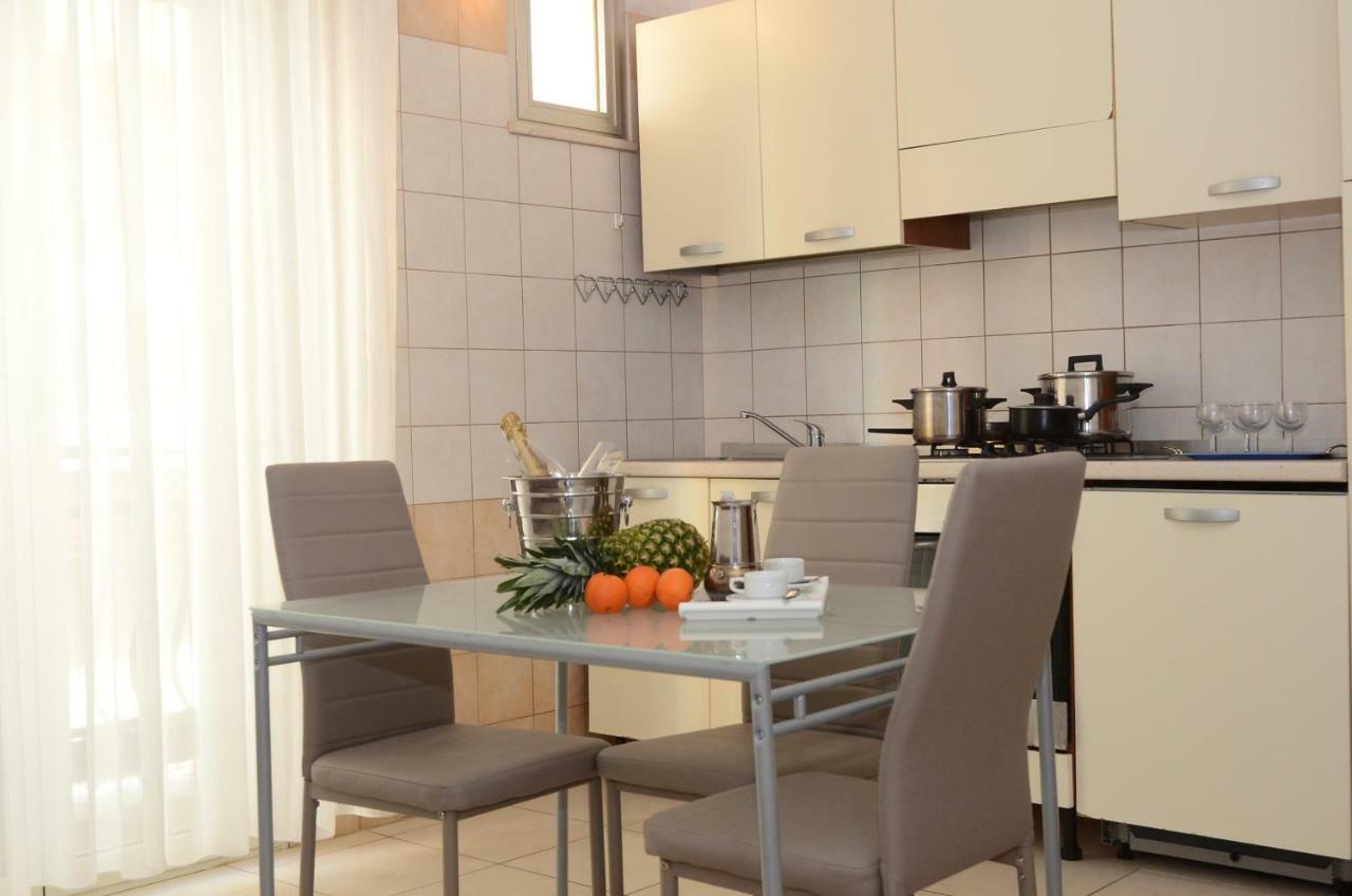 Residence Edera Ріміні Екстер'єр фото