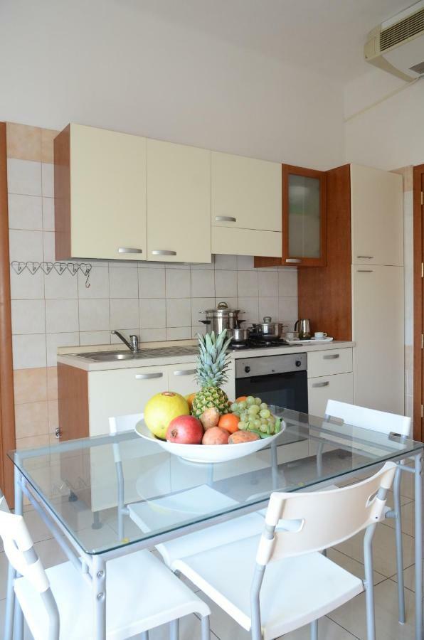 Residence Edera Ріміні Екстер'єр фото