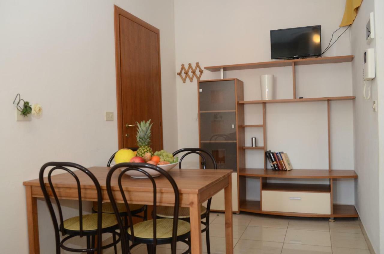 Residence Edera Ріміні Екстер'єр фото