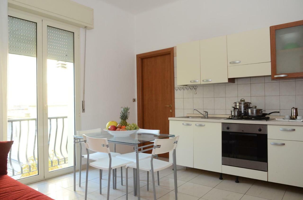Residence Edera Ріміні Екстер'єр фото