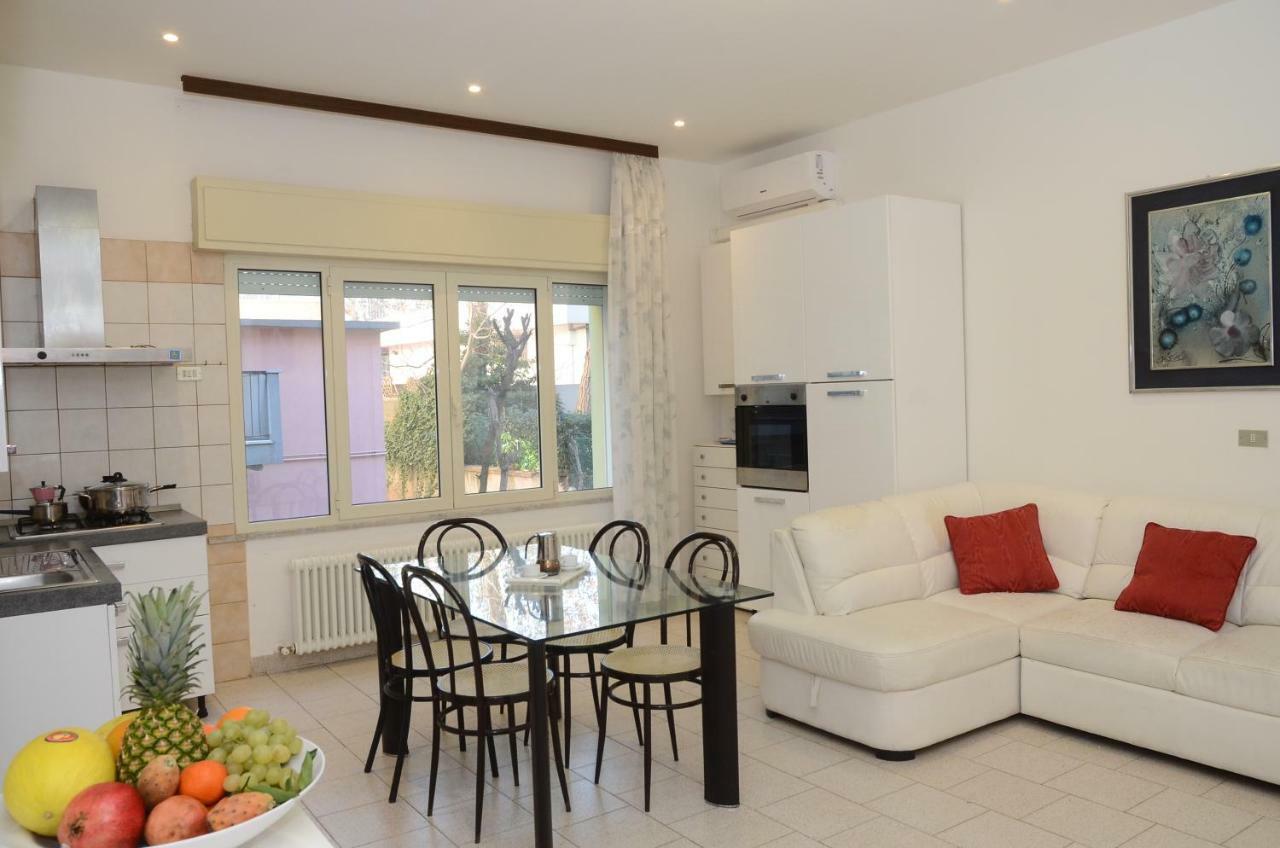 Residence Edera Ріміні Екстер'єр фото